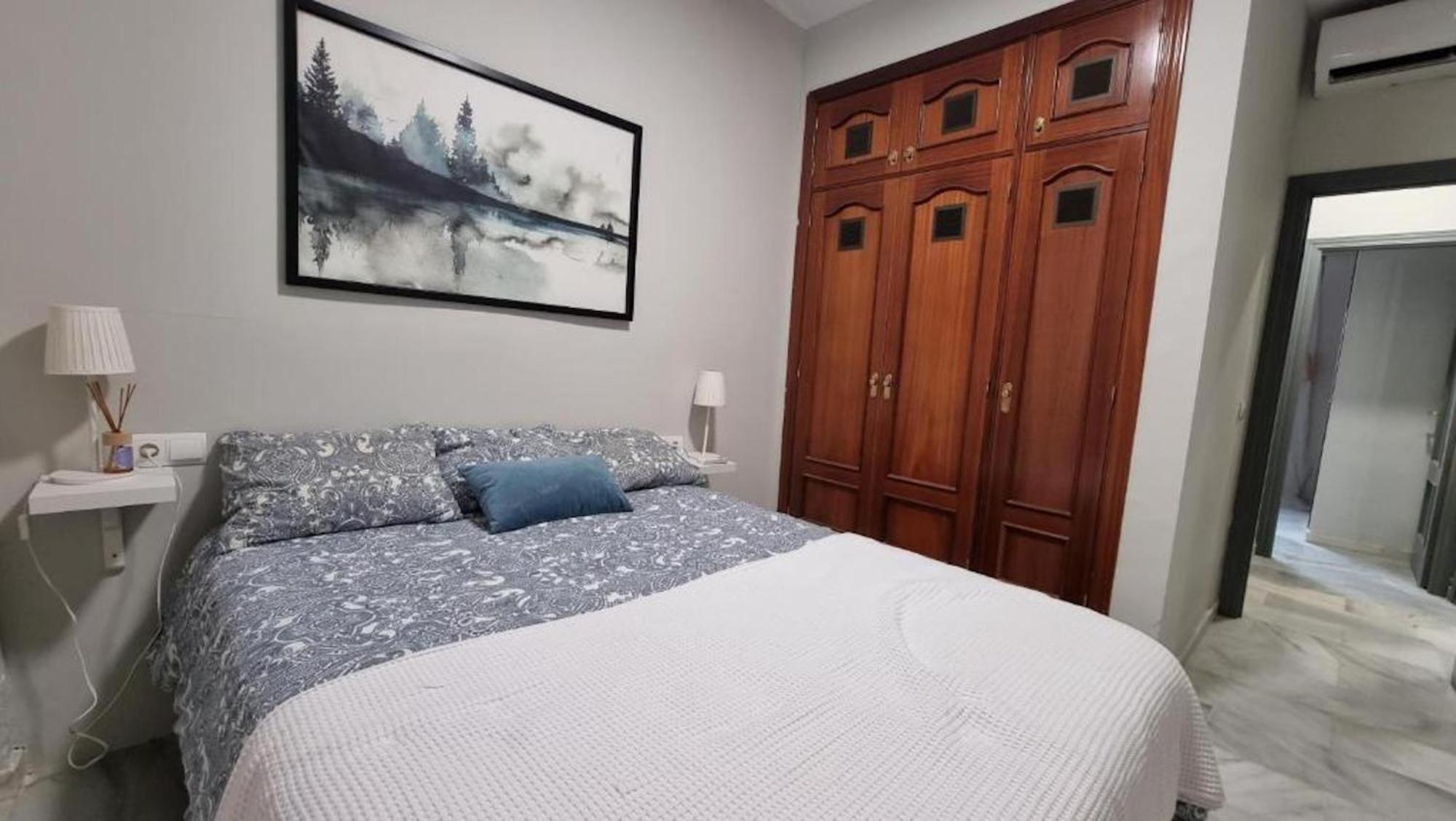 Апартаменты Holidays2Malaga Old Town Экстерьер фото